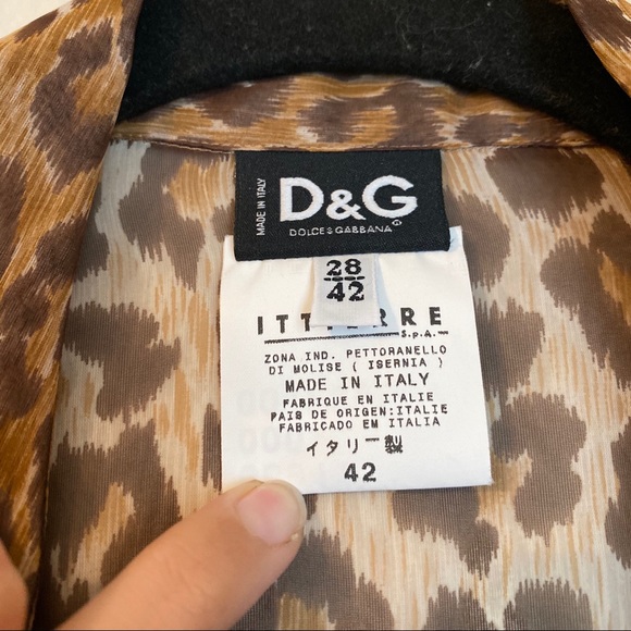 DOLCE & GABBANA leopard print sheer button up top S - Picture 8 of 12